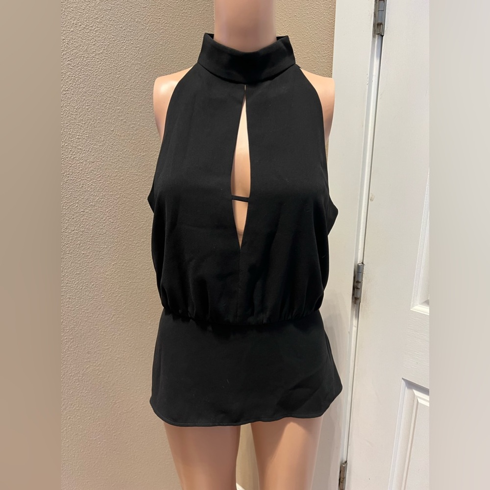 Bebe sleeveless blouse